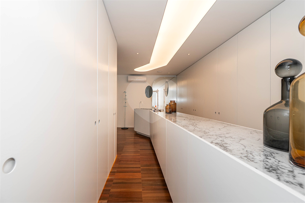 APTO 2 QUARTOS + SUITE + 2 VAGAS - JARDIM PAULISTA 