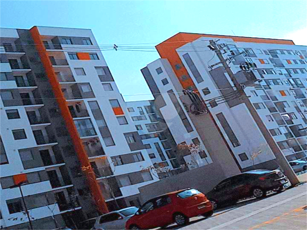 APARTAMENTO em CAMPO GRANDE
