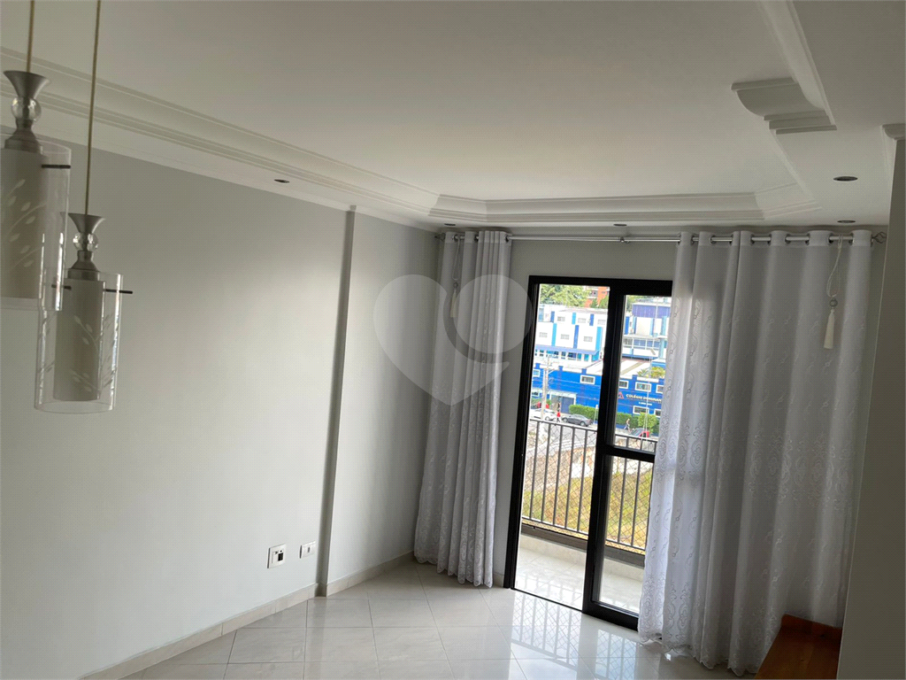 APARTAMENTO em VILA GUILHERME
