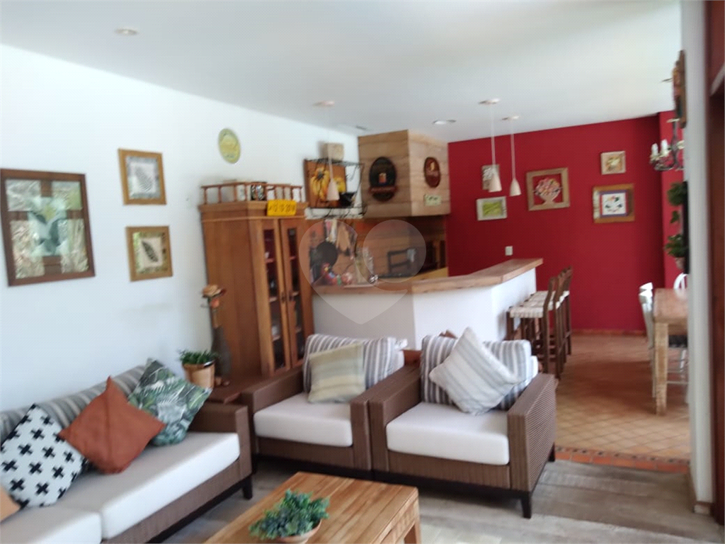 Casa à venda com 4 quartos, 360m² - Foto 13