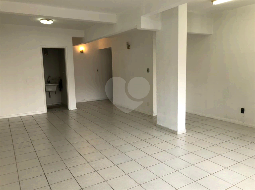 SALAS em VILA NOVA CONCEIÇÃO