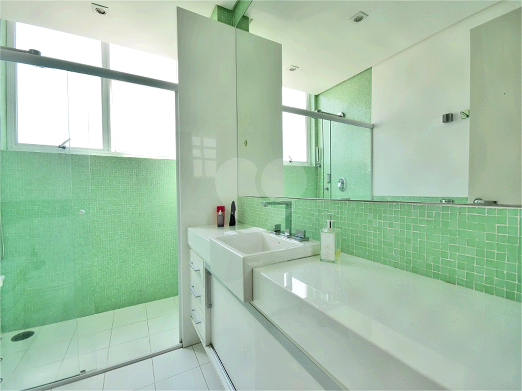 Cobertura Duplex à venda no Jardim Paulista 