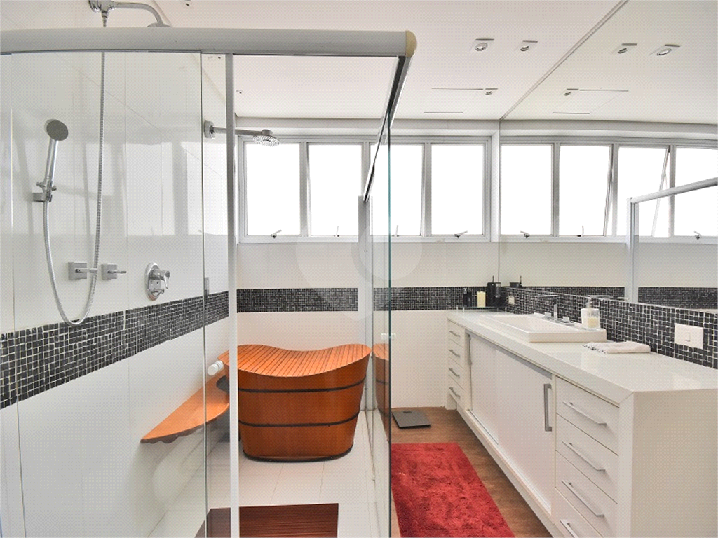 Cobertura Duplex à venda no Jardim Paulista 