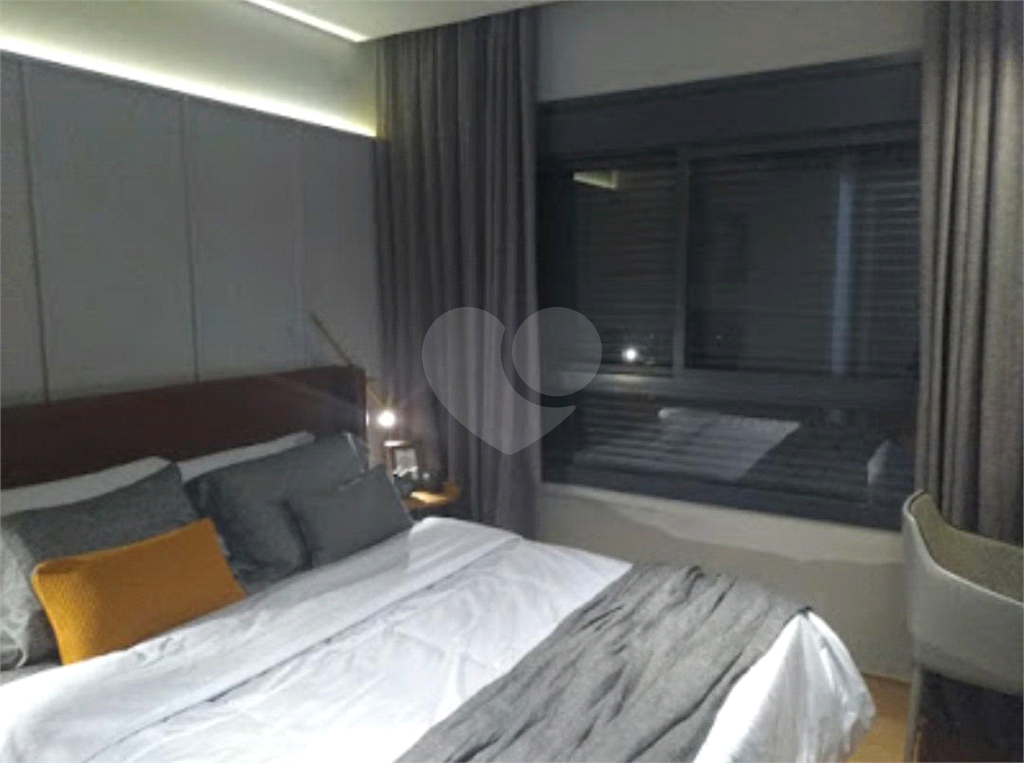 Apartamento à venda com 2 quartos, 100m² - Foto 18