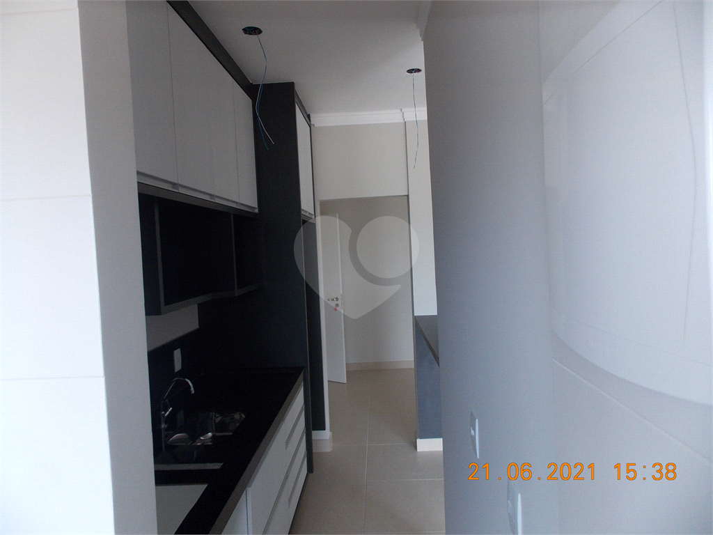 Apartamento à venda com 2 quartos, 77m² - Foto 4