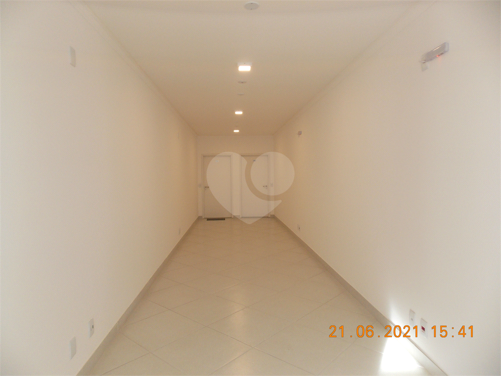 Apartamento à venda com 2 quartos, 77m² - Foto 21