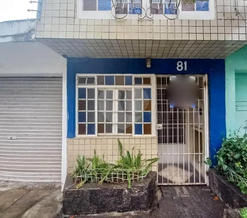 Casa de vila em Santana para locação ou venda.