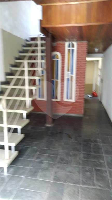 Casa de vila em Santana para locação ou venda.