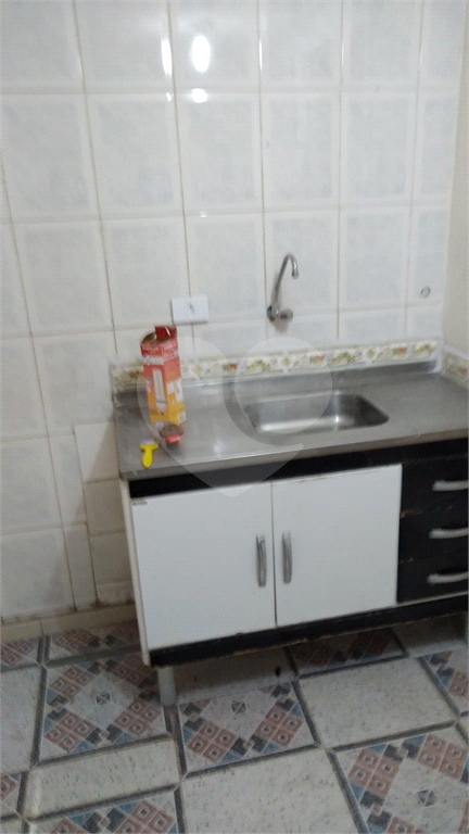 Casa de vila em Santana para locação ou venda.