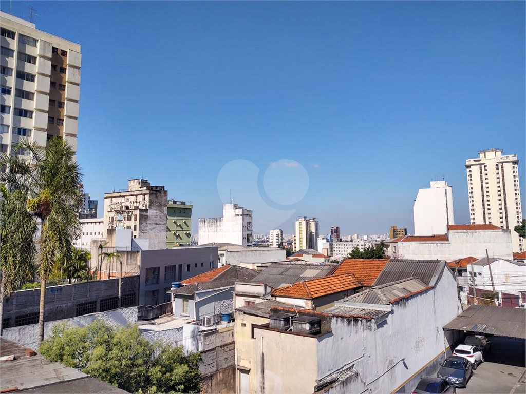 Casa de vila em Santana para locação ou venda.