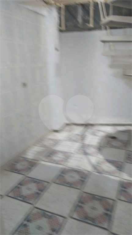 Casa de vila em Santana para locação ou venda.