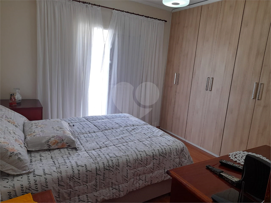 Casa à venda com 2 quartos, 100m² - Foto 4