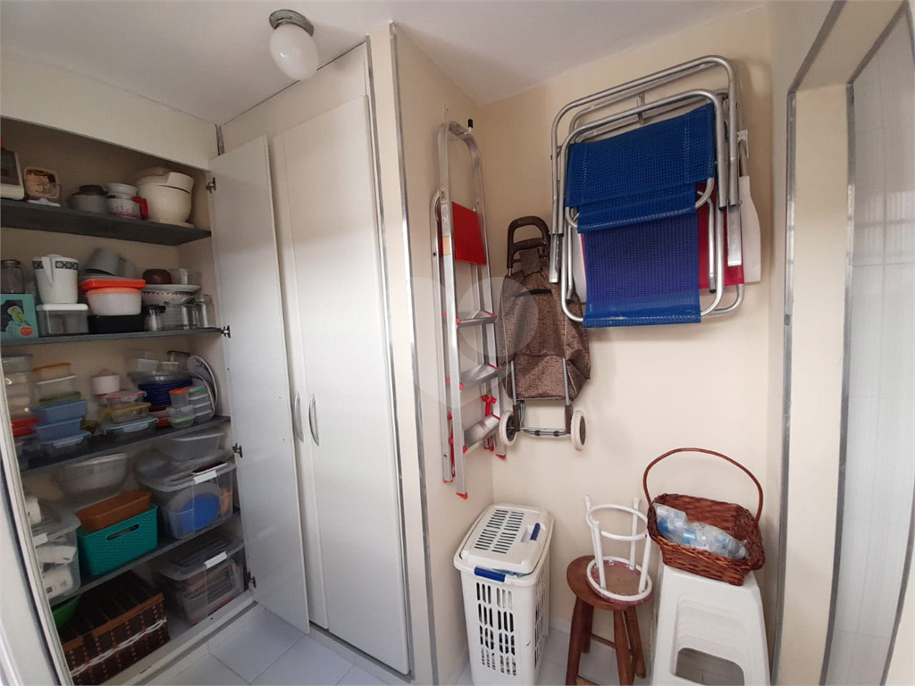 Casa à venda com 2 quartos, 100m² - Foto 12