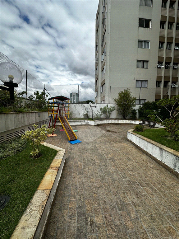 APARTAMENTO em SANTANA
