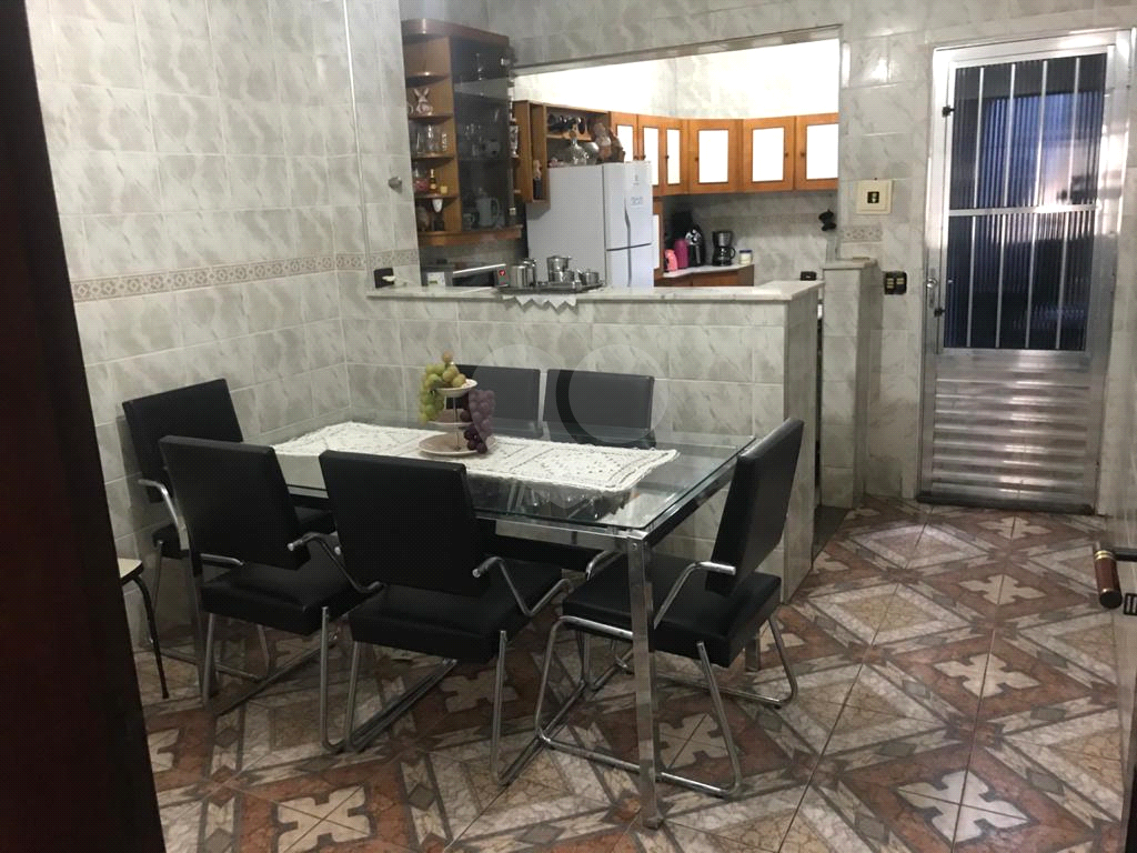 Sobrado Tremembé 