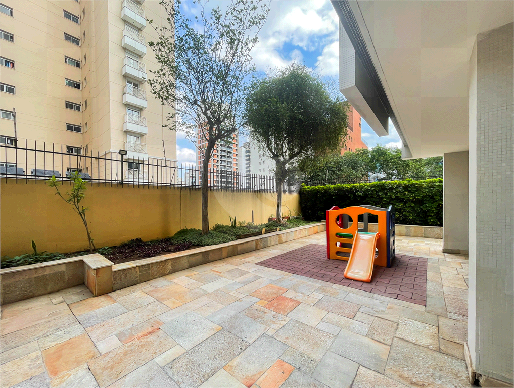 APARTAMENTO em PARAÍSO