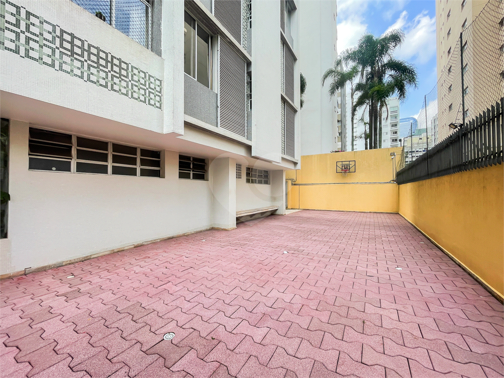 APARTAMENTO em PARAÍSO
