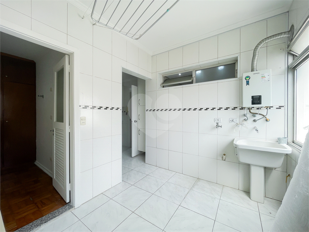 APARTAMENTO em PARAÍSO