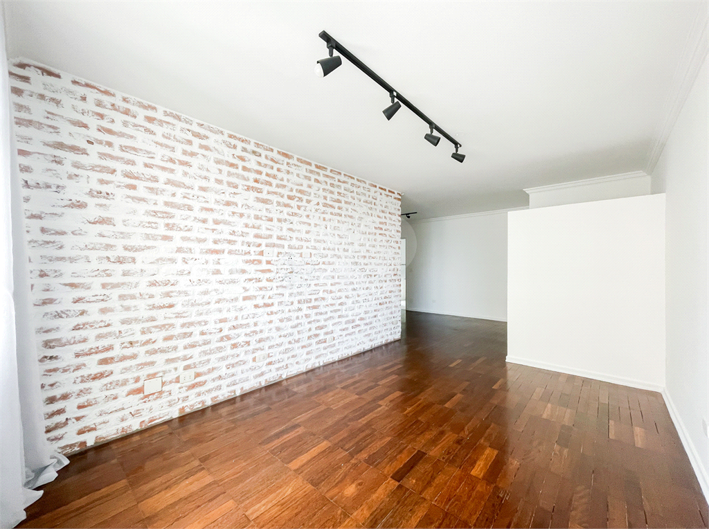 APARTAMENTO em PARAÍSO