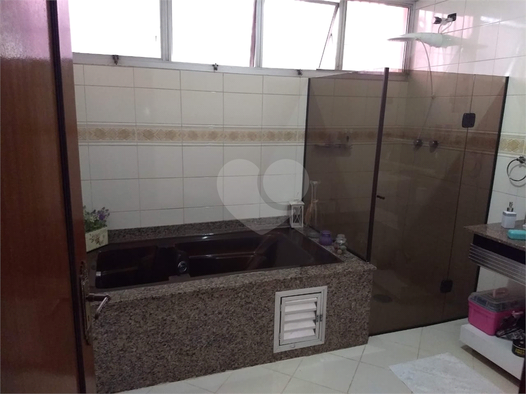 Sobrado à venda com 3 quartos, 319m² - Foto 10