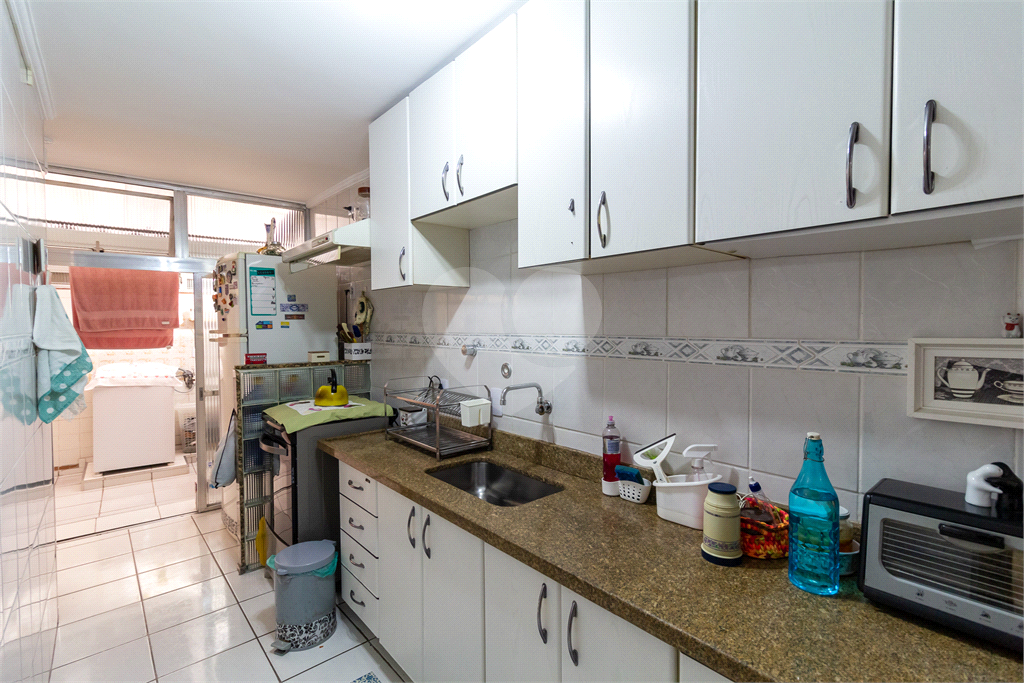 APARTAMENTO em BELA VISTA