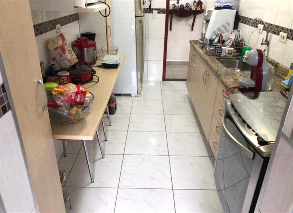 APARTAMENTO em TREMEMBÉ