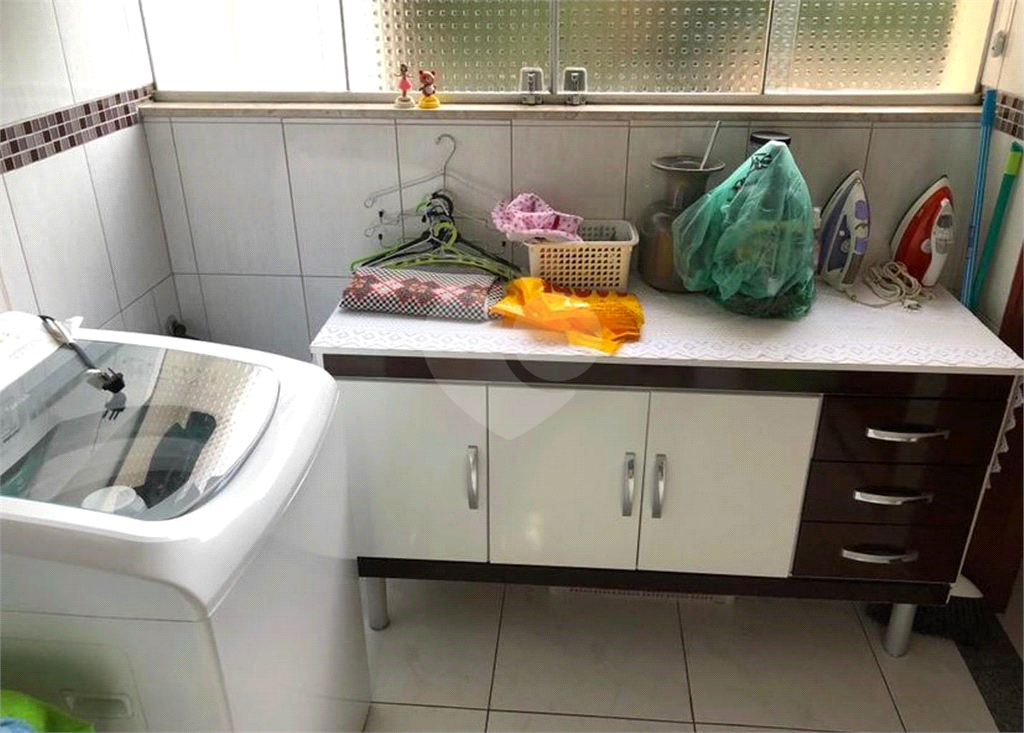 APARTAMENTO em TREMEMBÉ