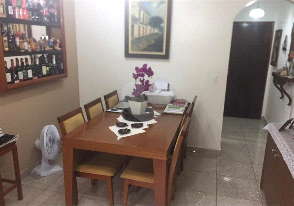 APARTAMENTO em TREMEMBÉ