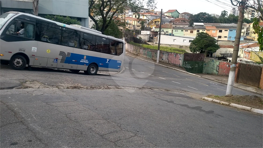 Sobrado no Tucuruvi, a 10 minutos a pé do Metro Parada Inglesa.