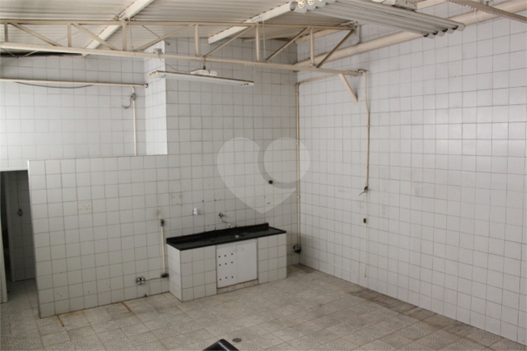 PRÉDIO INTEIRO em BELA VISTA