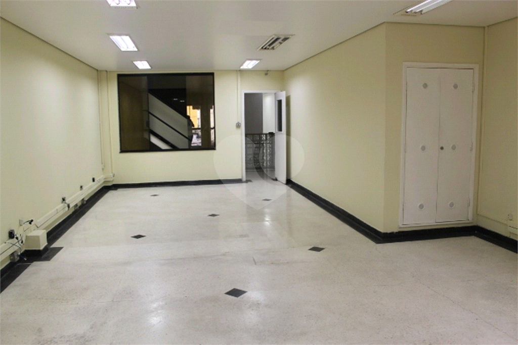 PRÉDIO INTEIRO em BELA VISTA