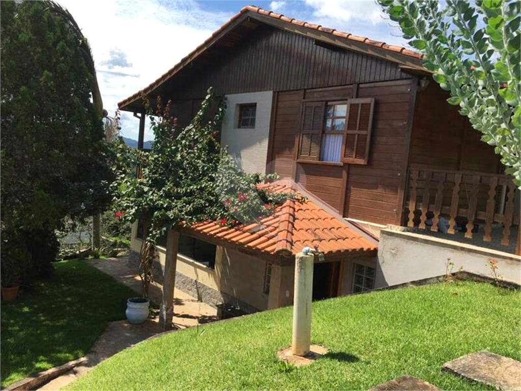 Casa à venda com 4 quartos, 480m² - Foto 24