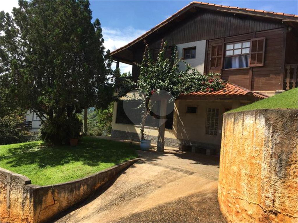 Casa à venda com 4 quartos, 480m² - Foto 34