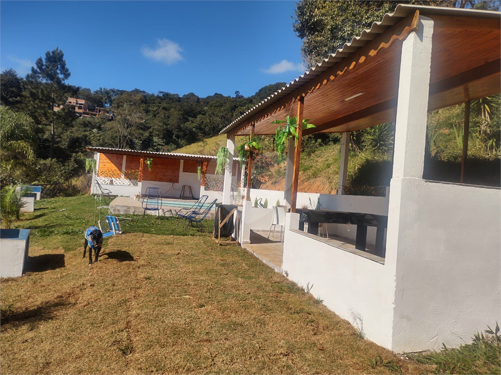 Casa à venda e aluguel com 3 quartos, 250m² - Foto 12