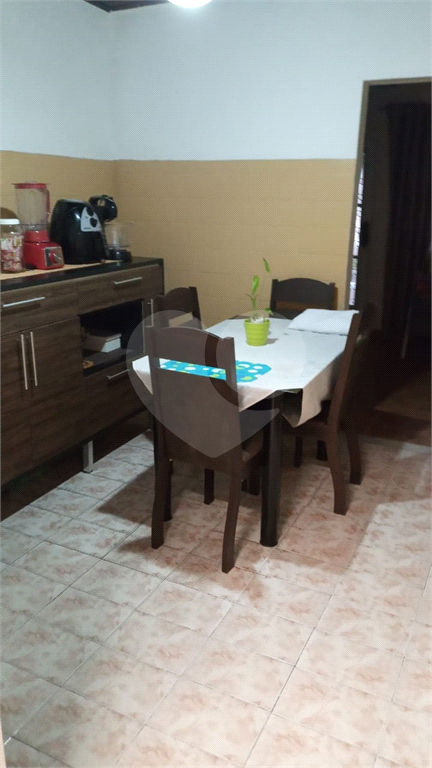 CONDOMÍNIO em CAMPO LIMPO