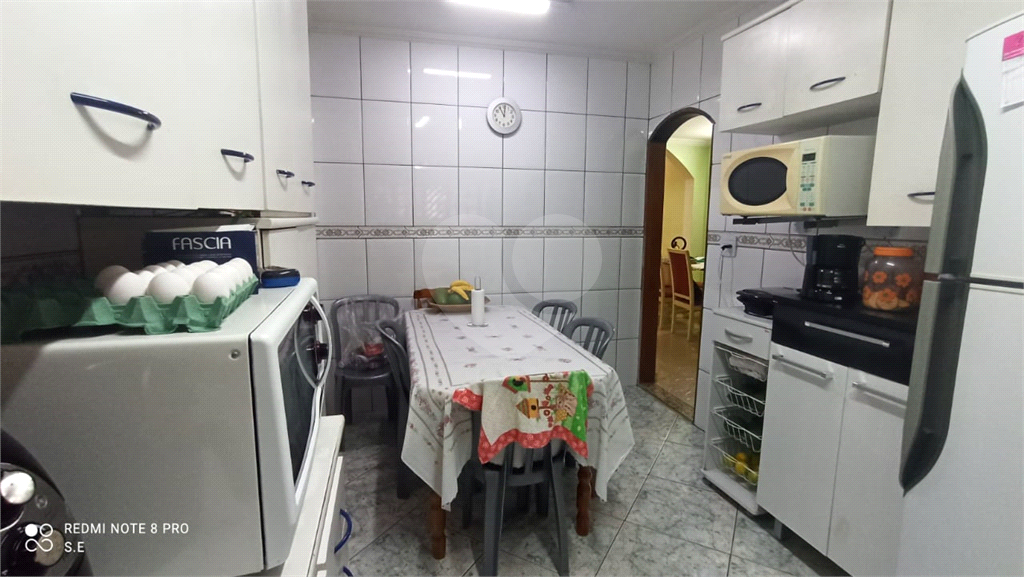 Sobrado  com 4 dormitórios, 1 suíte, 3 vagas