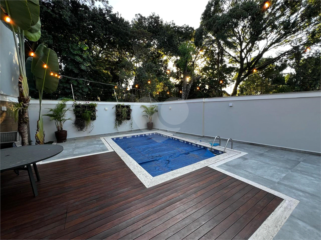 Lindo Sobrado Semi Novo Jardim Floresta!