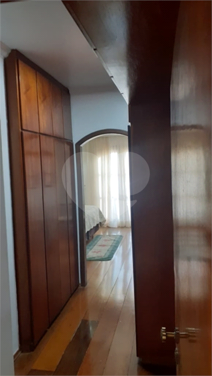 Sobrado à venda com 3 quartos, 300m² - Foto 32