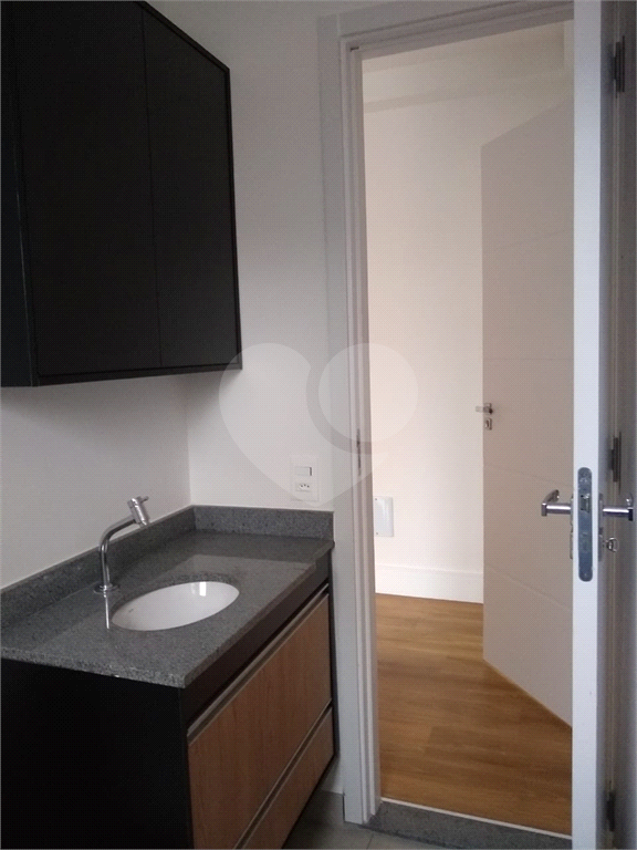 Apartamento à venda com 1 quarto, 29m² - Foto 33