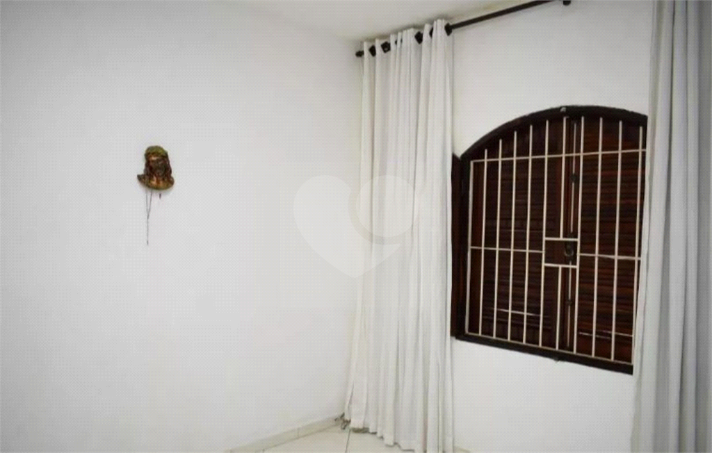 Casa à venda com 2 quartos, 126m² - Foto 13