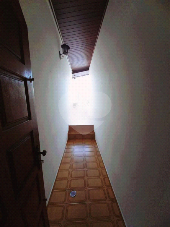 Casa à venda com 2 quartos, 126m² - Foto 2