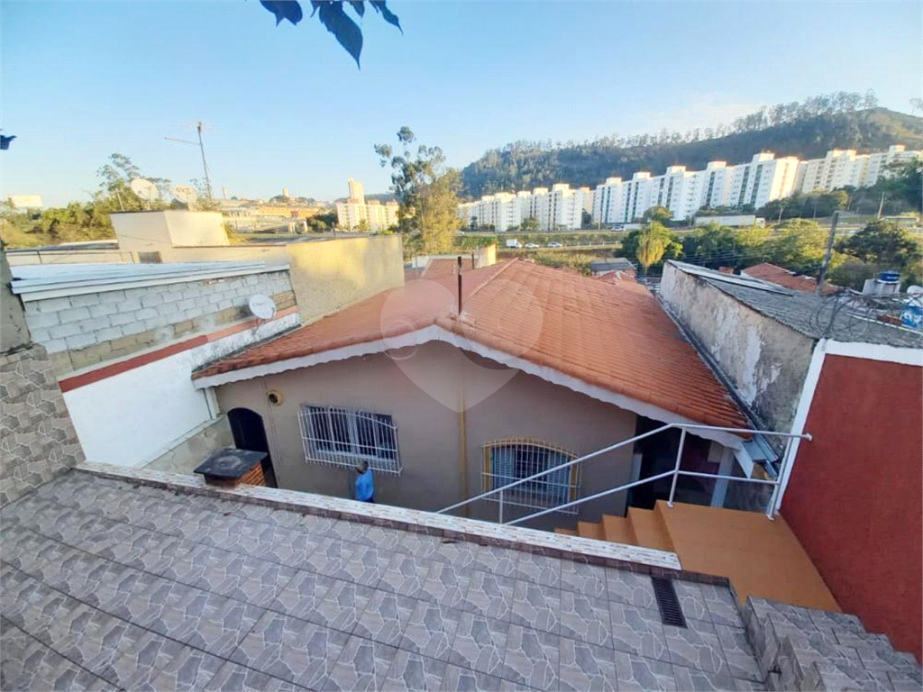 Casa à venda com 2 quartos, 126m² - Foto 3