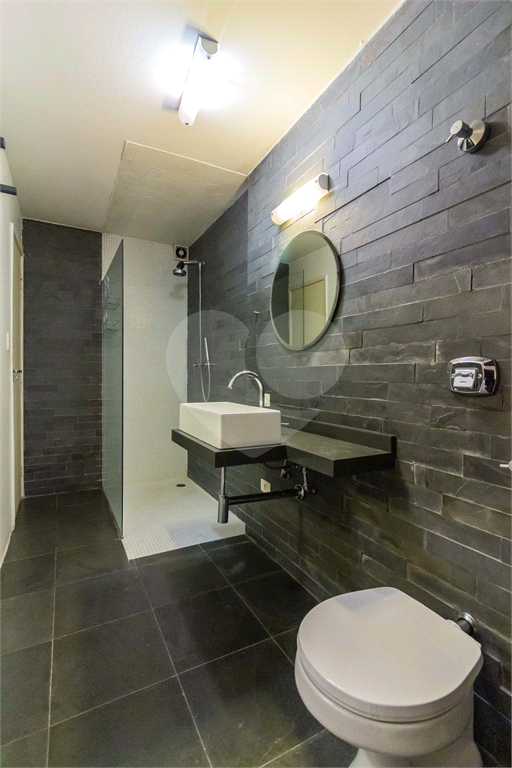 Apartamento - Jardins - 2 Dormitórios / Quartos - 2 suítes - 1 vaga - Locação / Aluguel