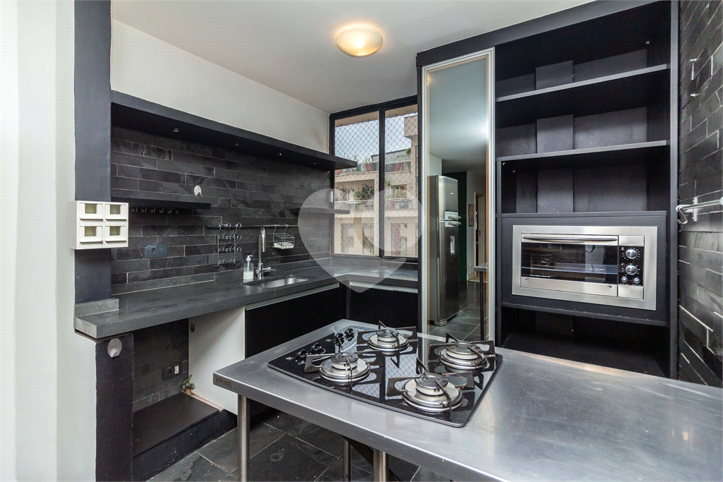 Apartamento - Jardins - 2 Dormitórios / Quartos - 2 suítes - 1 vaga - Locação / Aluguel