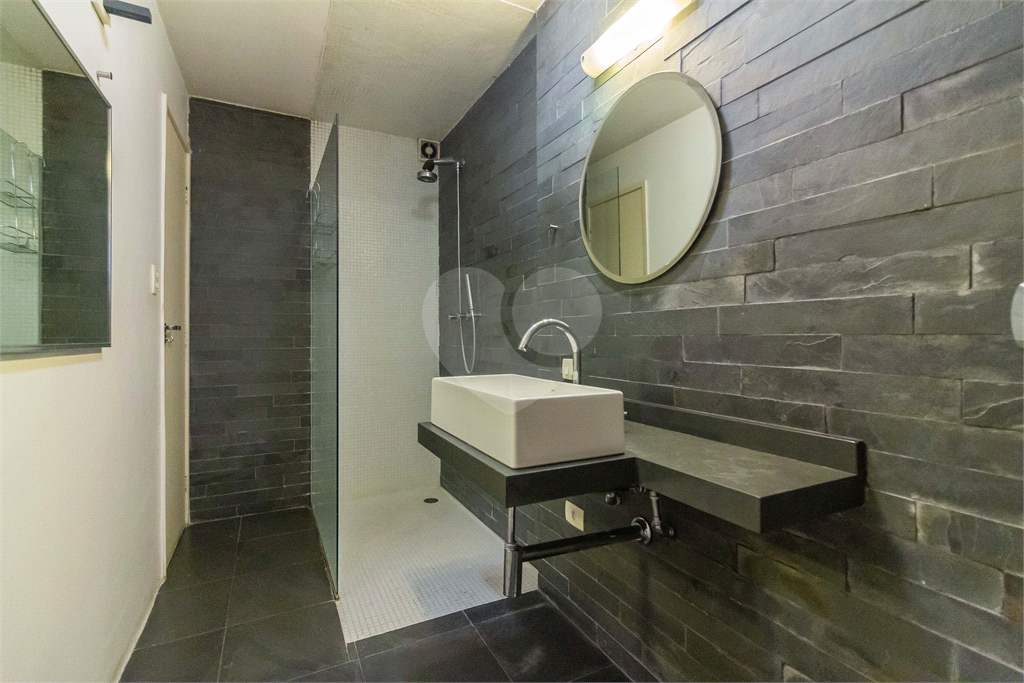 Apartamento - Jardins - 2 Dormitórios / Quartos - 2 suítes - 1 vaga - Locação / Aluguel
