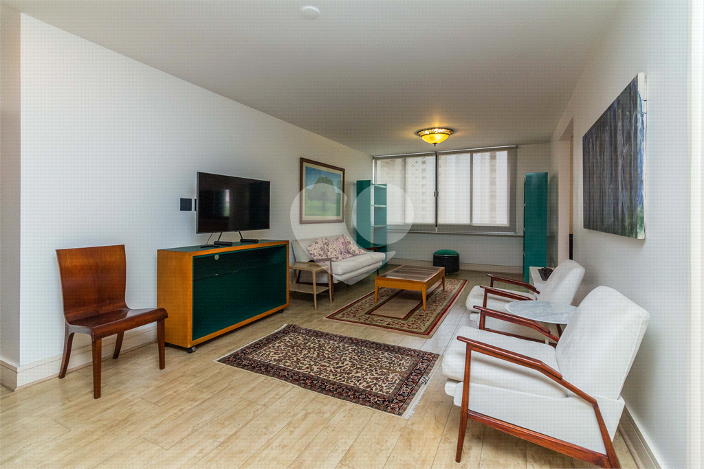 Apartamento - Jardins - 2 Dormitórios / Quartos - 2 suítes - 1 vaga - Locação / Aluguel