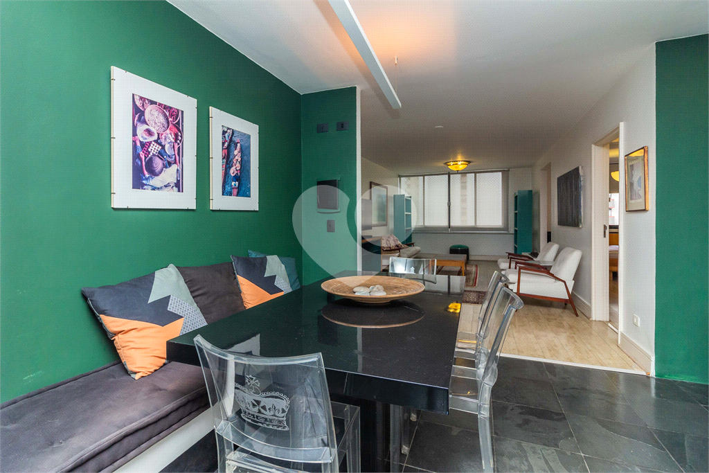 Apartamento - Jardins - 2 Dormitórios / Quartos - 2 suítes - 1 vaga - Locação / Aluguel