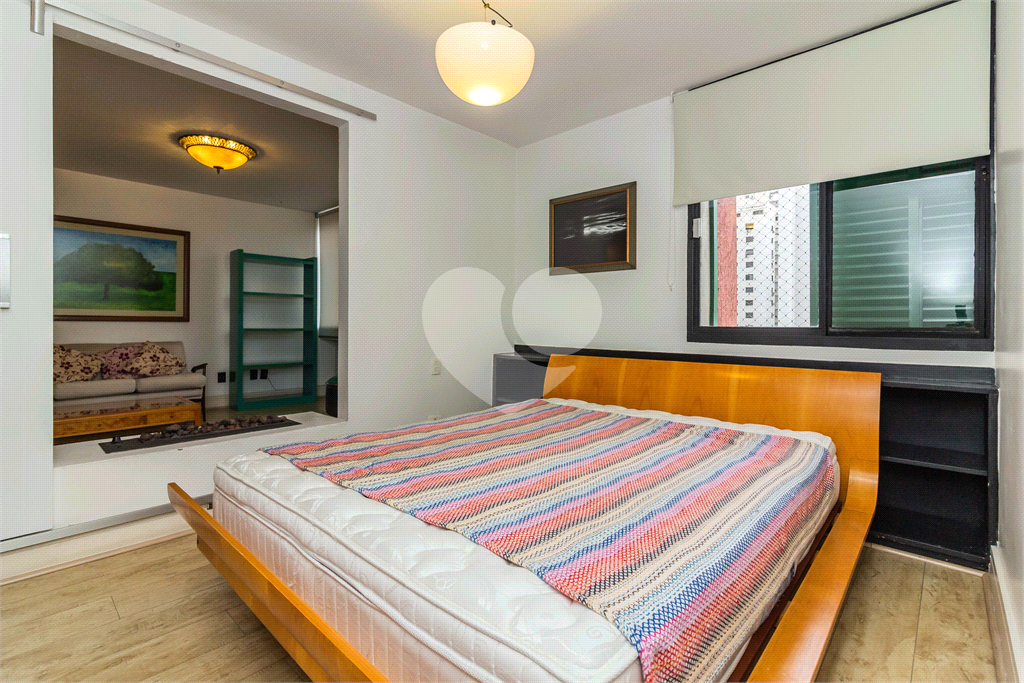 Apartamento - Jardins - 2 Dormitórios / Quartos - 2 suítes - 1 vaga - Locação / Aluguel