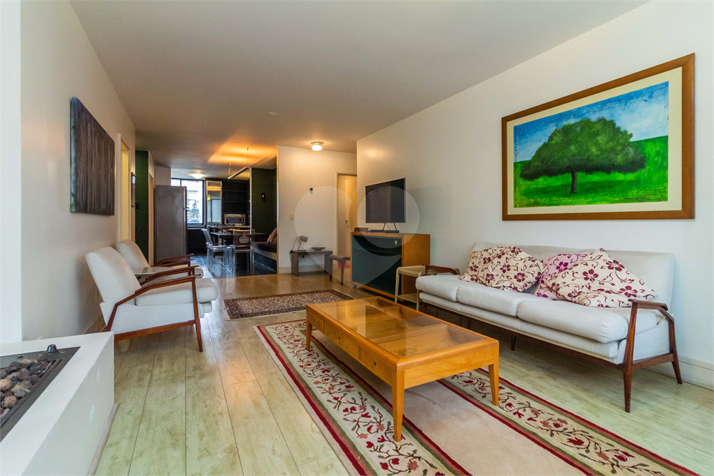 Apartamento - Jardins - 2 Dormitórios / Quartos - 2 suítes - 1 vaga - Locação / Aluguel