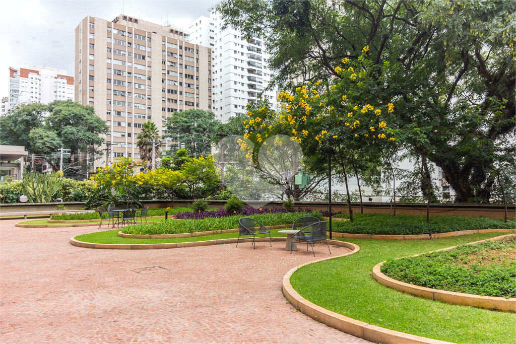 Apartamento - Jardins - 2 Dormitórios / Quartos - 2 suítes - 1 vaga - Locação / Aluguel